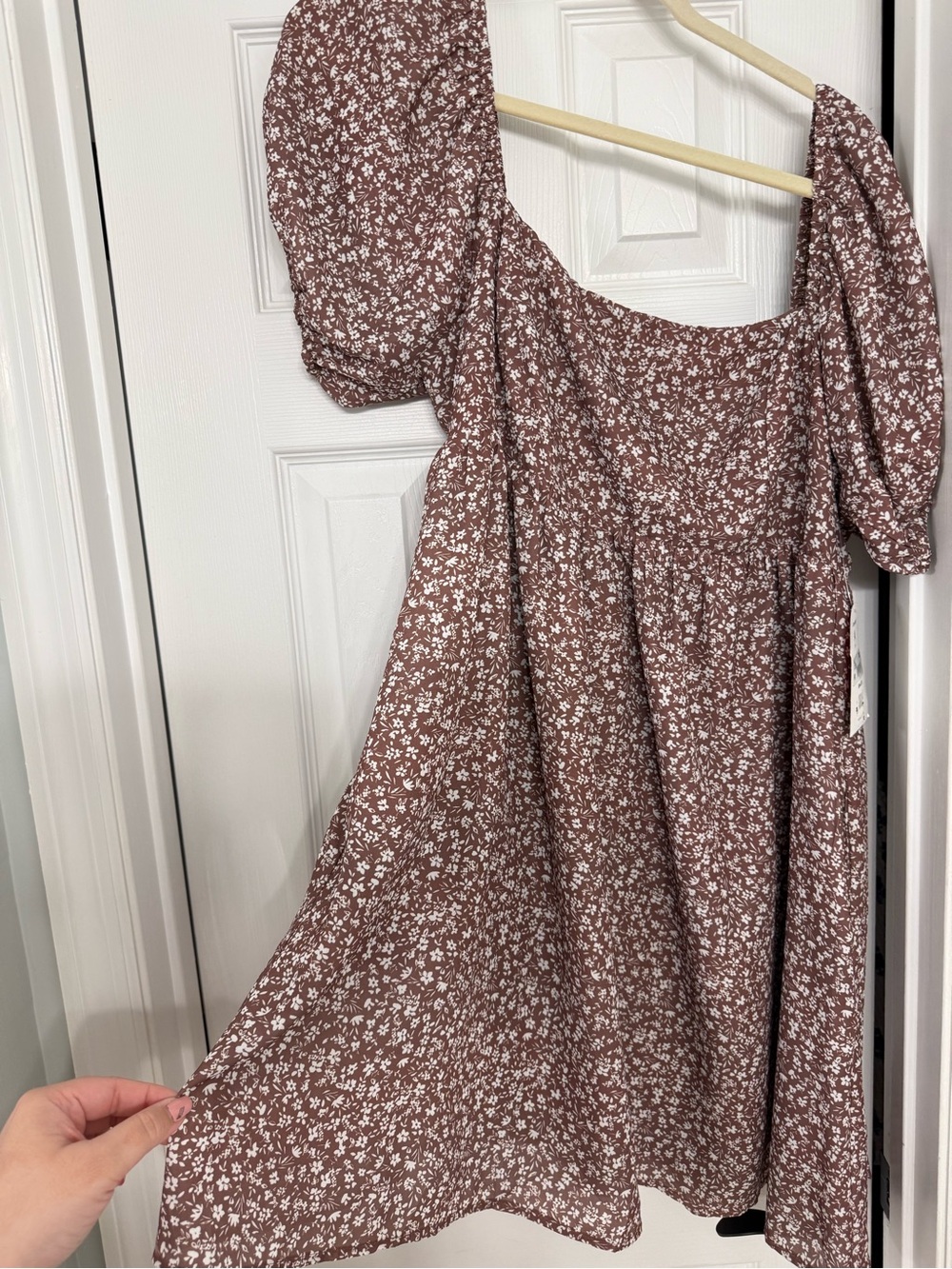 ARULA Mauve Brown Floral Puff-Sleeve Midi Dress